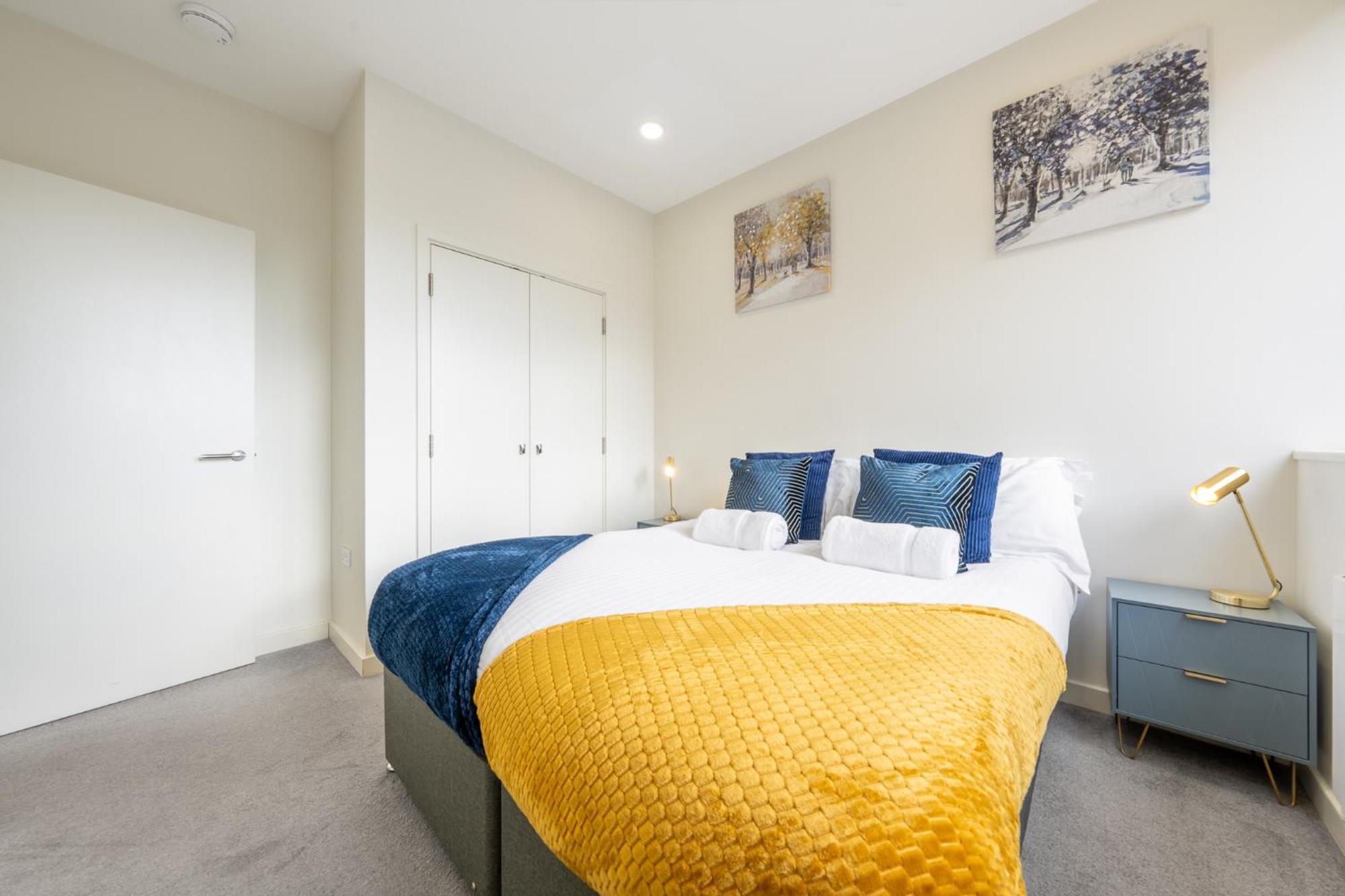 Luxury 1 Bedroom Serviced With Roof Terrace & Gym Stevenage