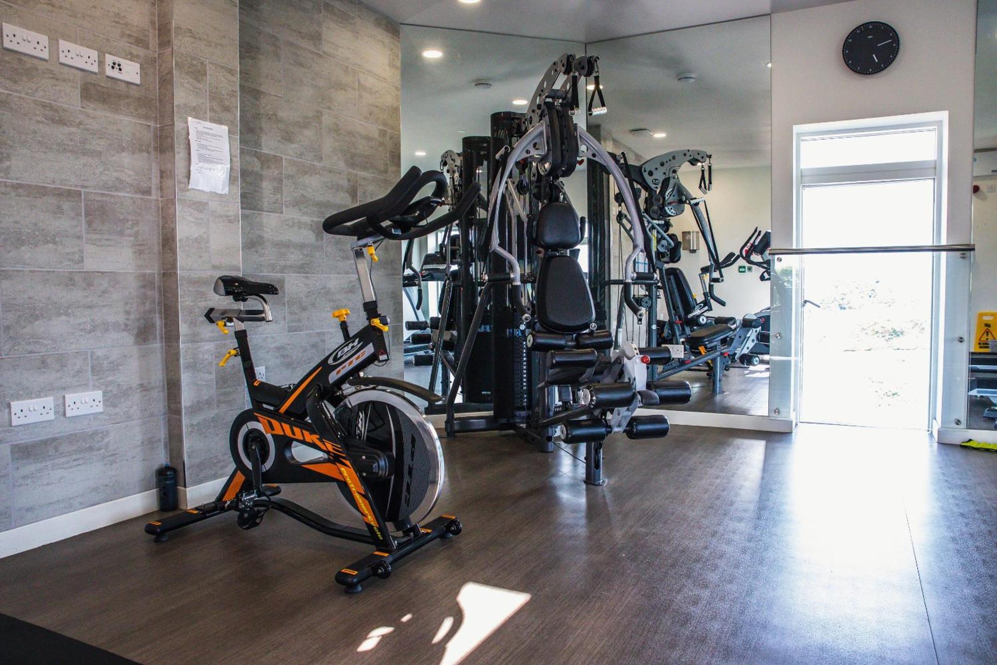 Apartment Luxury 1 Bedroom Serviced With Roof Terrace & Gym