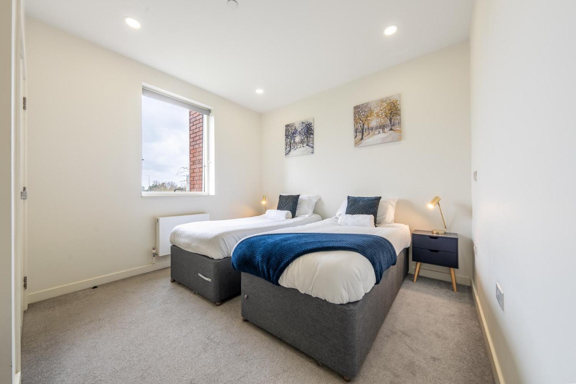 Apartment Luxury 1 Bedroom Serviced With Roof Terrace & Gym Stevenage